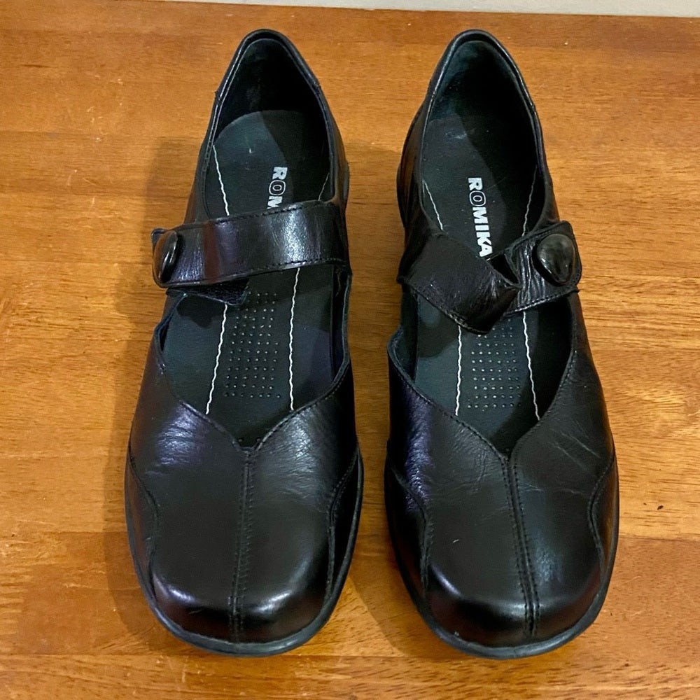 Romika Black Leather Mary Jane Loafer- Size 39 / 8