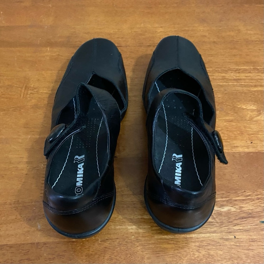 Romika Black Leather Mary Jane Loafer- Size 39 / 8