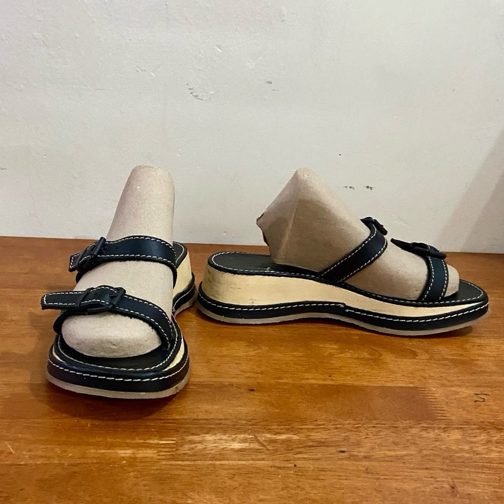 American Eagle Heavy Wedge Rubber Sandals Size 9