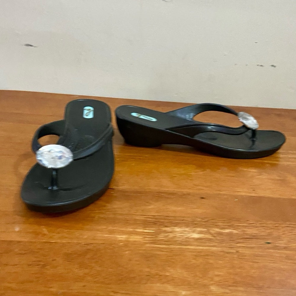 Oka b. Black Flip Flop with Gem WedgeHeeled Sandals Size M-L