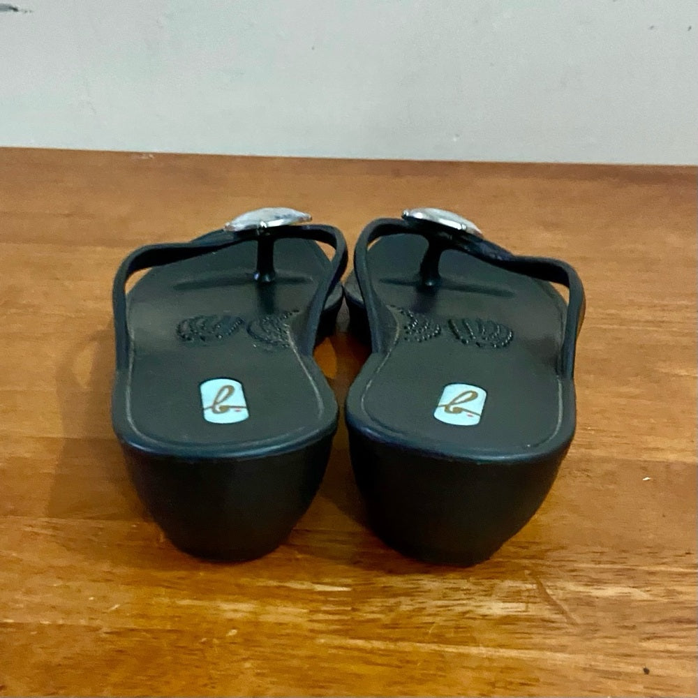 Oka b. Black Flip Flop with Gem WedgeHeeled Sandals Size M-L