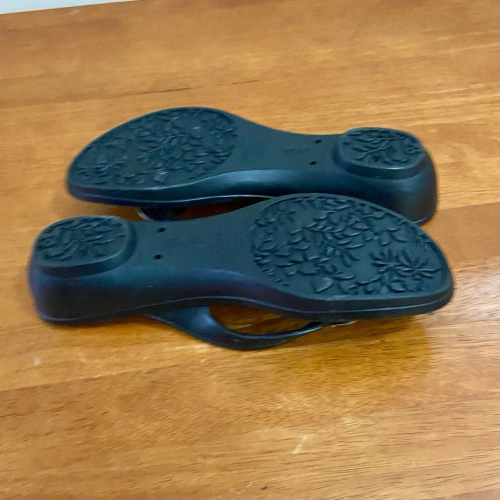 Oka b. Black Flip Flop with Gem WedgeHeeled Sandals Size M-L