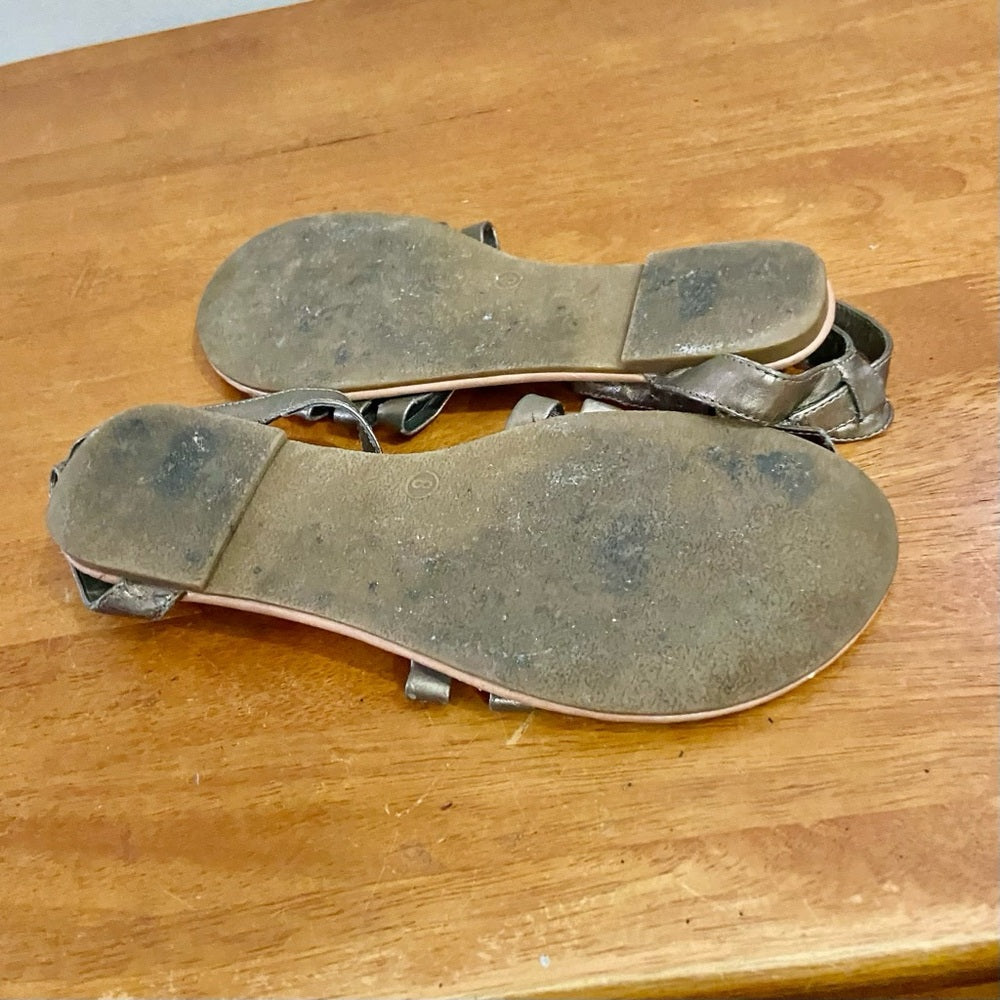 Faded Glory Gold Lesther Flat Sandals Size 8