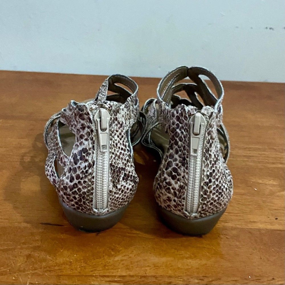 Aersoles Reptile Open Toe Strappy Ankle Shoes Size 8.5