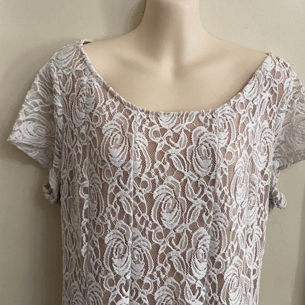 Perceptions White Eyelet-Lace, Beige Lined Dress Size XL