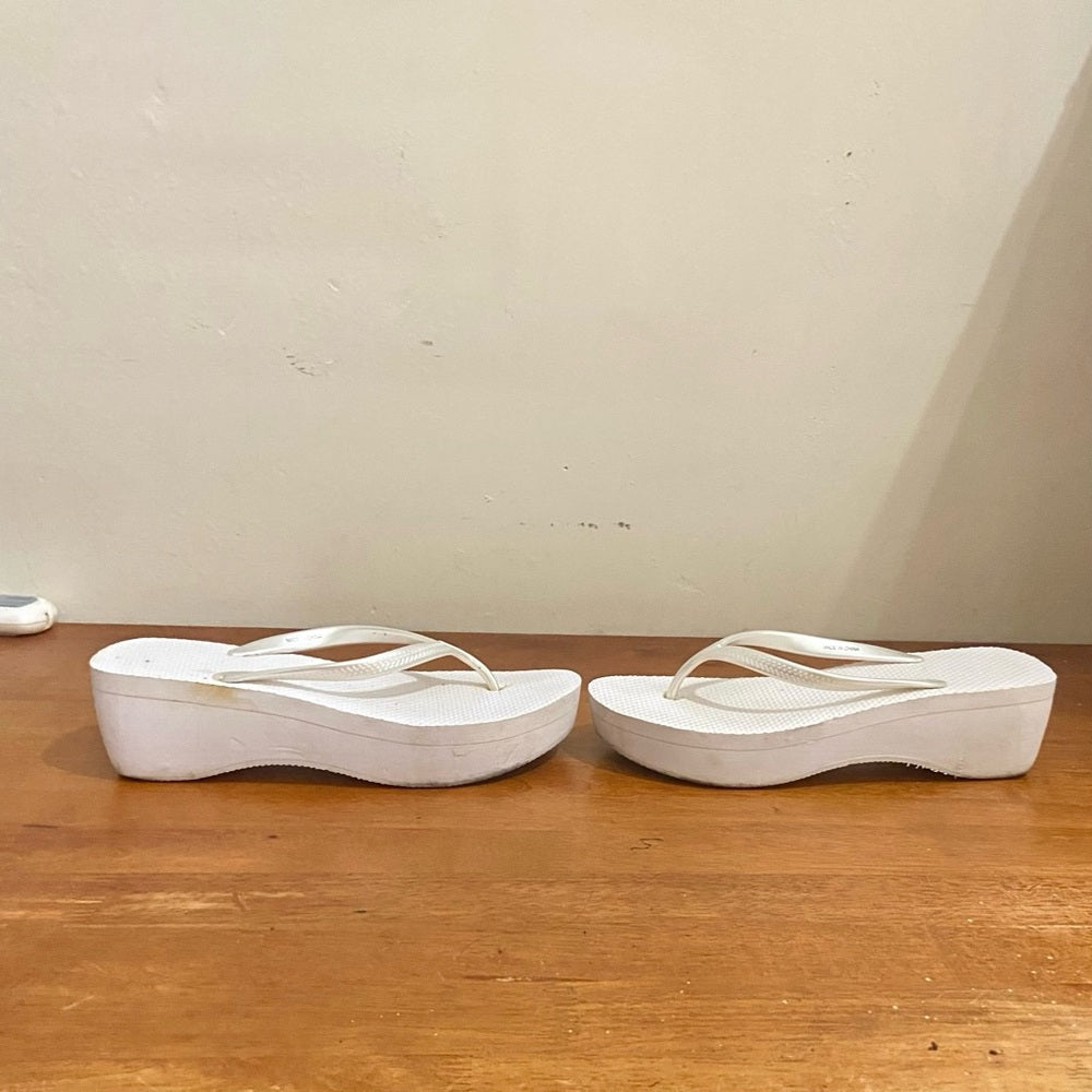 White Flip Flop Rubber Wedge Heeled Sandals Size 8