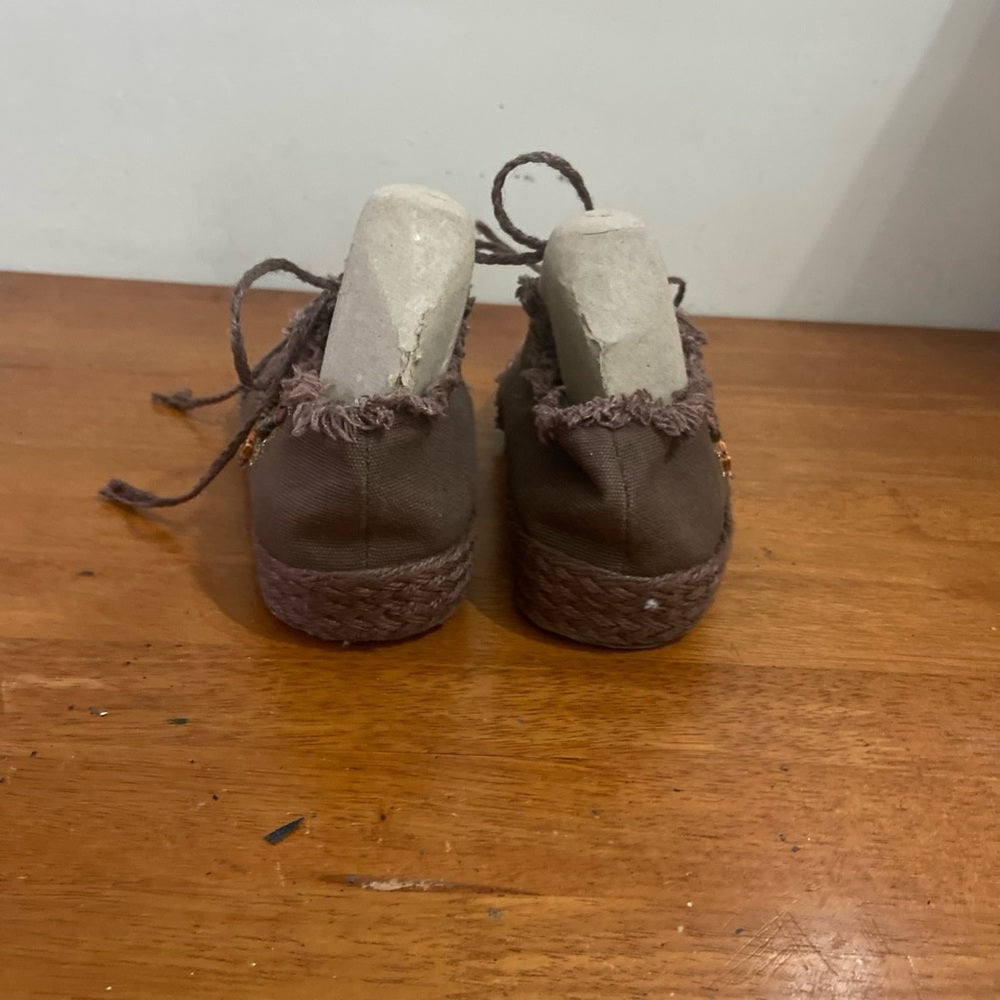 LSK Brown Canvas Espadrille Sneakers with Embellishments Size 8-8.5