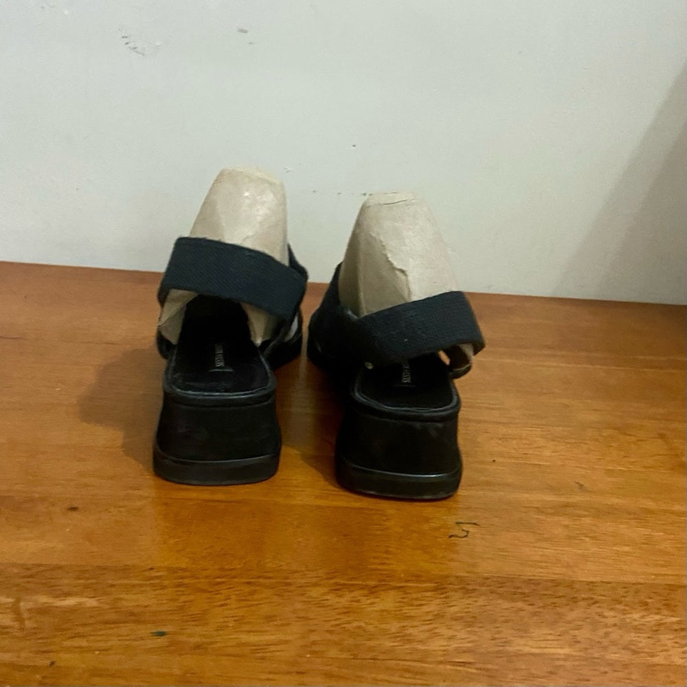 Sesto Meucci, Made in Italy, Black Elastic Sandals Size 8.5