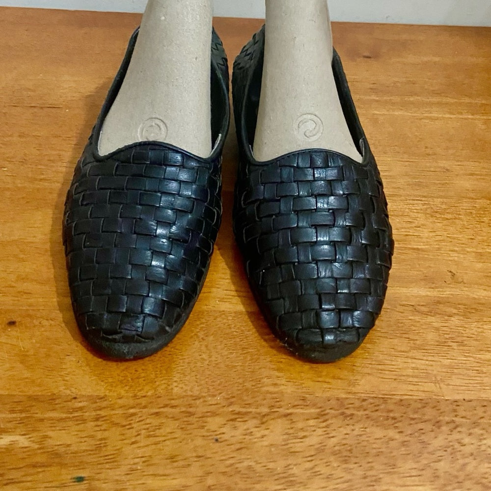 Comfy, Black Woven Shoes Size-8B
