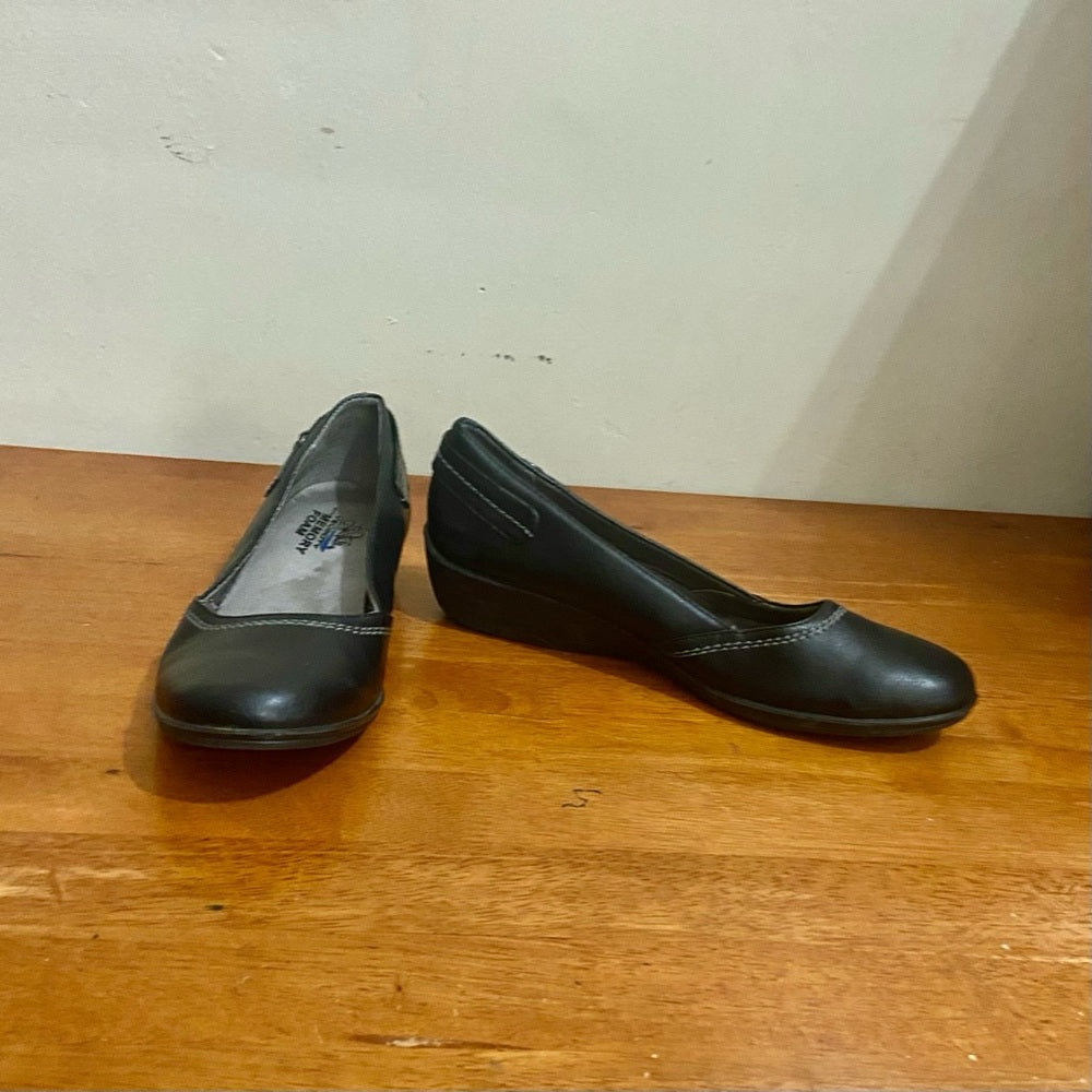 Life Stride Velocity Memory Foam, Black Leather Shoes-Loafer-Size 8.5