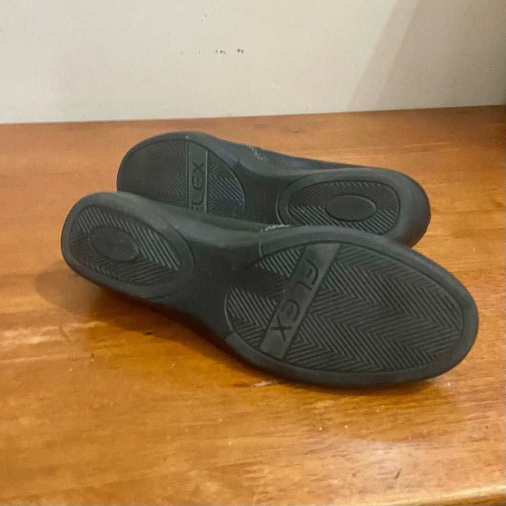 Life Stride Velocity Memory Foam, Black Leather Shoes-Loafer-Size 8.5