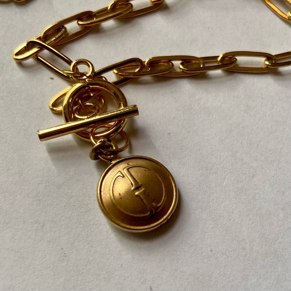 Gucci Gold Tone GG Charm with 18in Gold Plated Chain Necklace