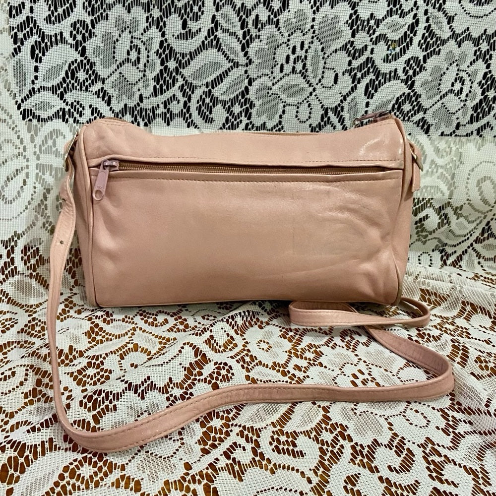 Gianni Bernini Pink Leather Crossbody-Shoulder Bag 9in x 6.5in x 2.25in