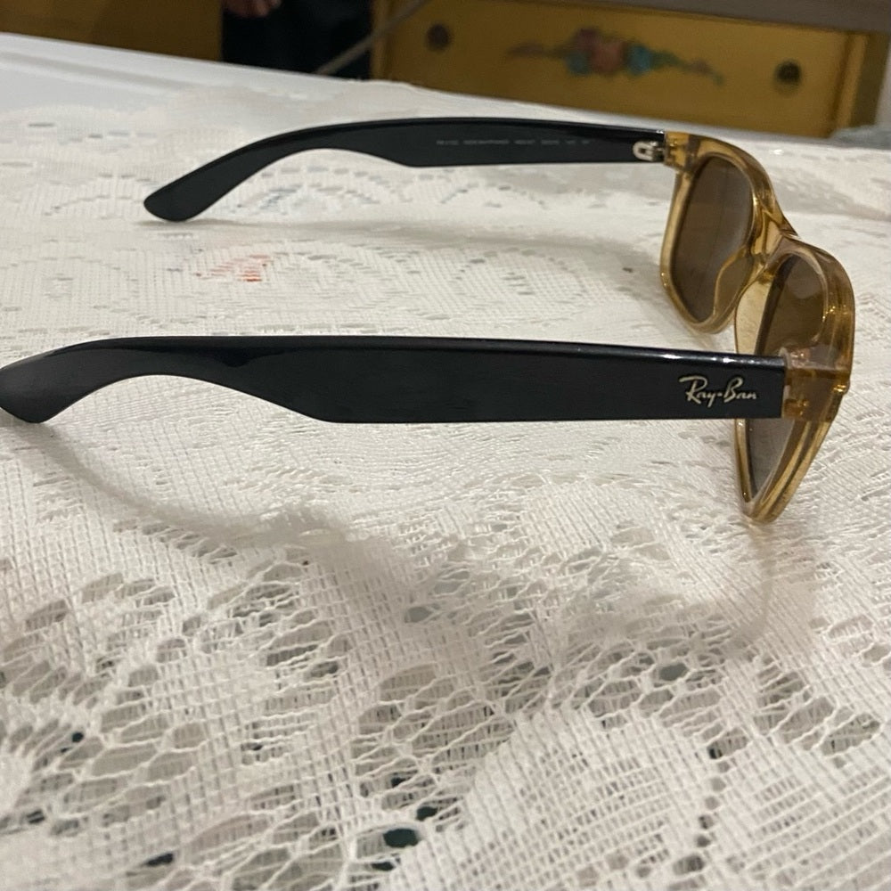 Rayban Wayfarer, Italy Amber Sunglasses RB2132 945/57 55#18 145 3P (Frame Only)