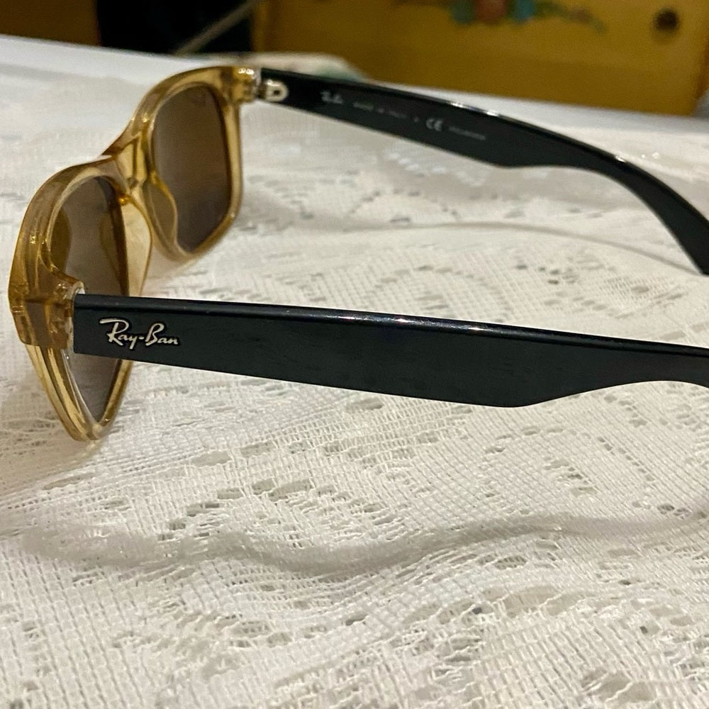 Rayban Wayfarer, Italy Amber Sunglasses RB2132 945/57 55#18 145 3P (Frame Only)