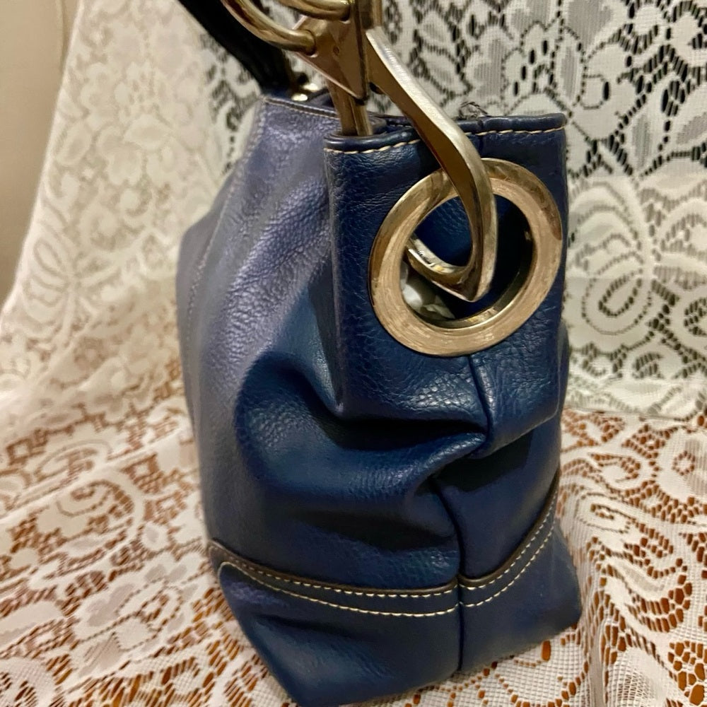 Vintage Navy Blue Genuine Leather Shoulder Bag 19in x 8in x 5 in