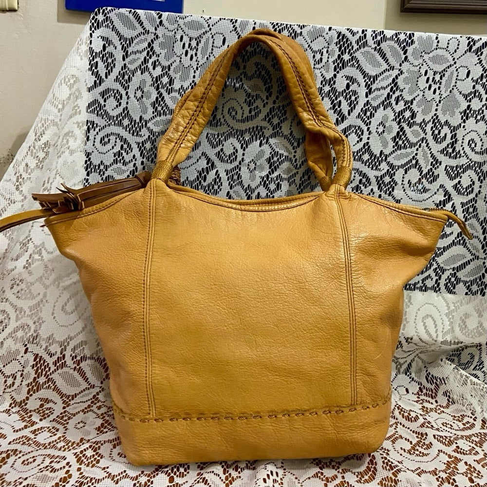 The Sak Mustard Yellow Leather Shoulder Bag 11in x 9.5in x 5in