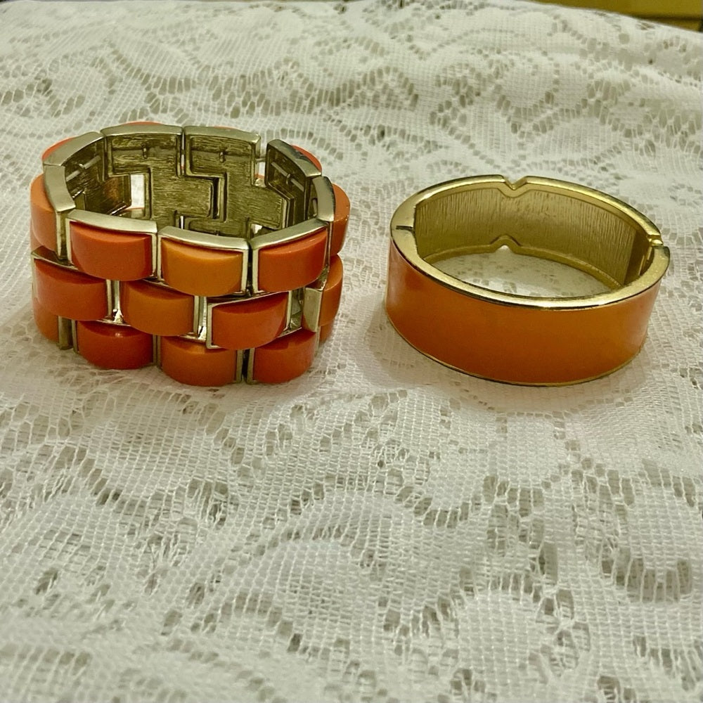 Lot of 2 Vintage Chunky, Orange Stretchable Link and Orange Enamel Hinged Bangle