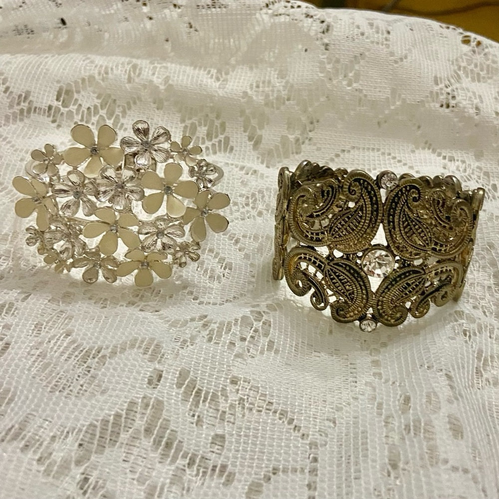 Lot of 2 Vintage Chunky, Beige Floral Hinged and Gold Tone Paisley Cuff Bangle
