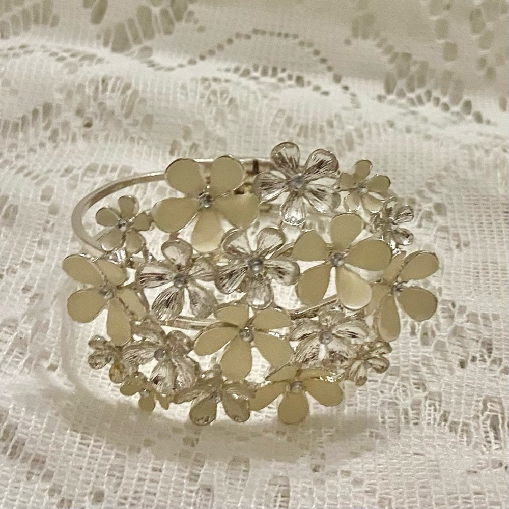 Lot of 2 Vintage Chunky, Beige Floral Hinged and Gold Tone Paisley Cuff Bangle