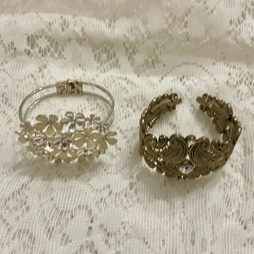 Lot of 2 Vintage Chunky, Beige Floral Hinged and Gold Tone Paisley Cuff Bangle