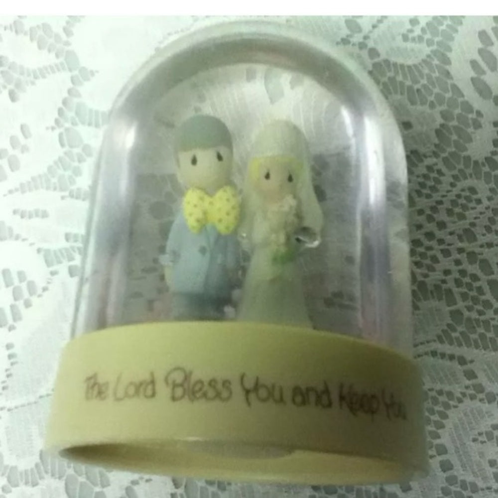 1986 Precious Moments, The Lord Bless and Keep YOu, 4inx4in Snow Bubble Glass Do