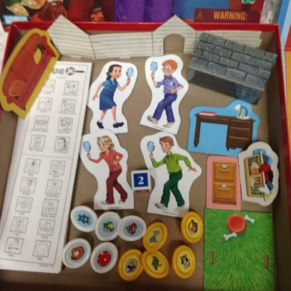 Parker Bros. -Hasbro, Clue Jr. Boardgame- The Case of the Hidden Toys