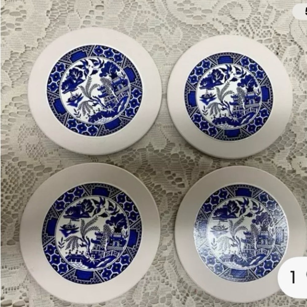 4pc Blue Willow Heavy Ceramic Coasters 4in D.