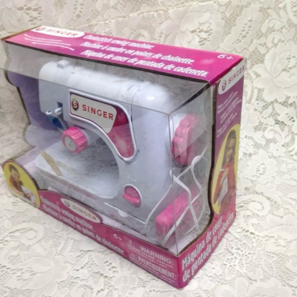 Singer Chainstitch Toy Sewing Machine in Orig. Box 11in x 8in x 5in