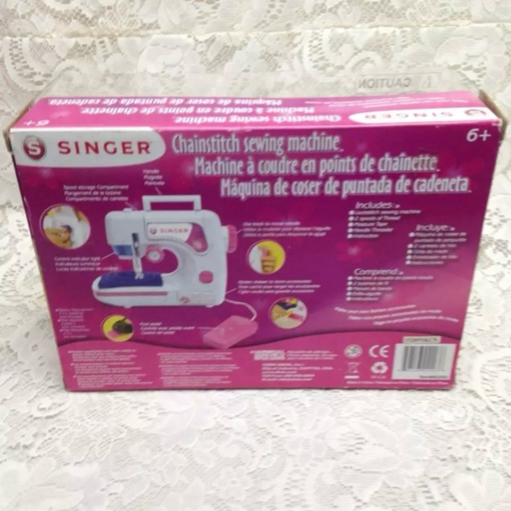 Singer Chainstitch Toy Sewing Machine in Orig. Box 11in x 8in x 5in