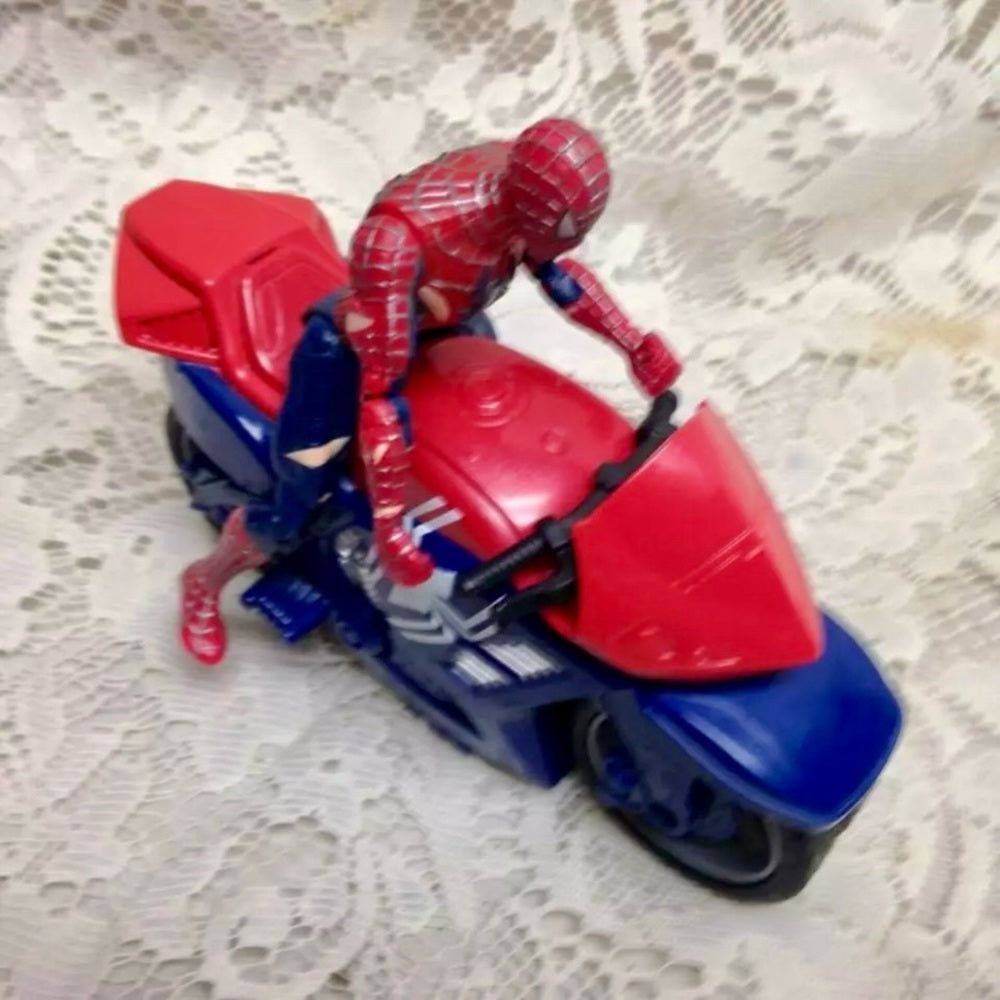 Marvel The Amazing Spiderman with Bike 5in x 6in (B)