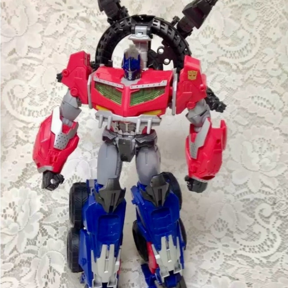 Amazing, Black and Red Robot Transformer 12in x 8.5in x 4.5in