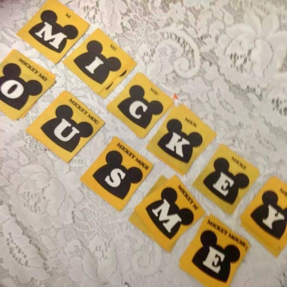 Vintage, 1976 - Walt Disney Production-Parker Bros, Mickey Mouse Board Game