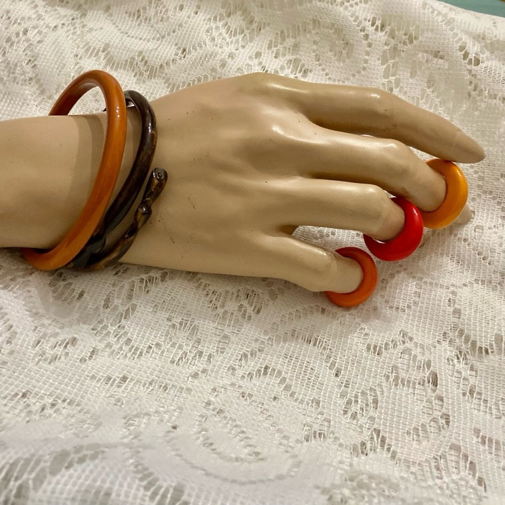 Lot of 5 Vintage, Lucite, Tiger’s Eye, Bakelite Bangles and Rings
