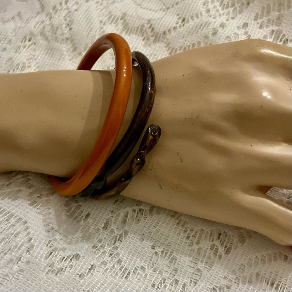 Lot of 5 Vintage, Lucite, Tiger’s Eye, Bakelite Bangles and Rings