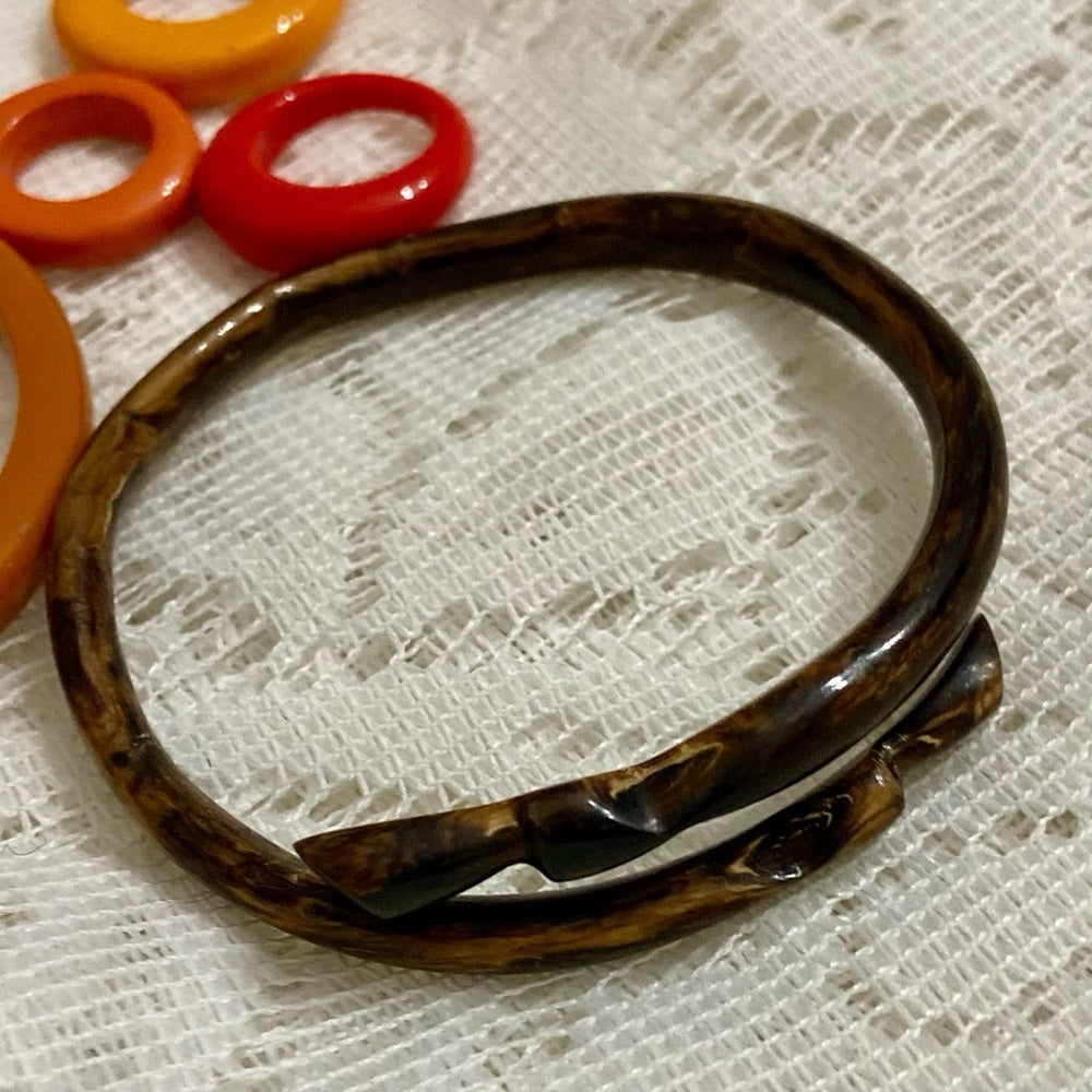 Lot of 5 Vintage, Lucite, Tiger’s Eye, Bakelite Bangles and Rings