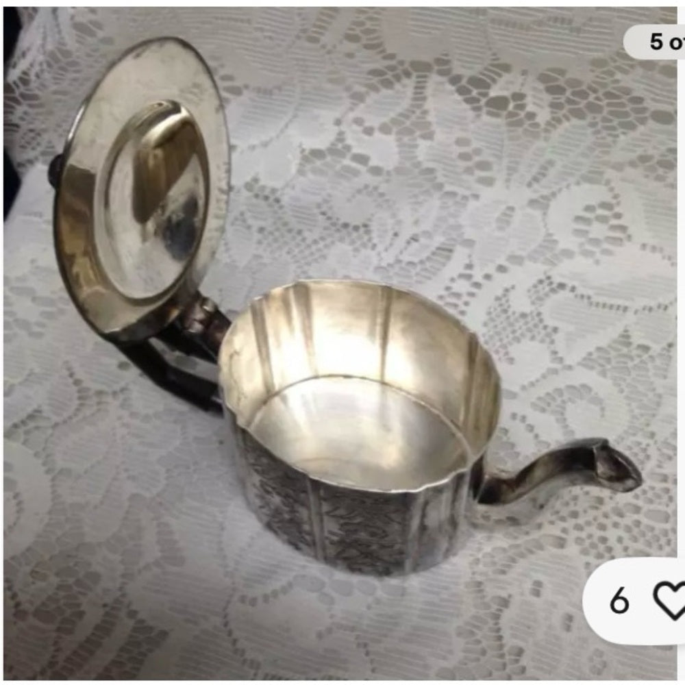Intl. Silver Paul Revere Collectible Teapot Reproduction C1800 4in x 6in x 2.5in