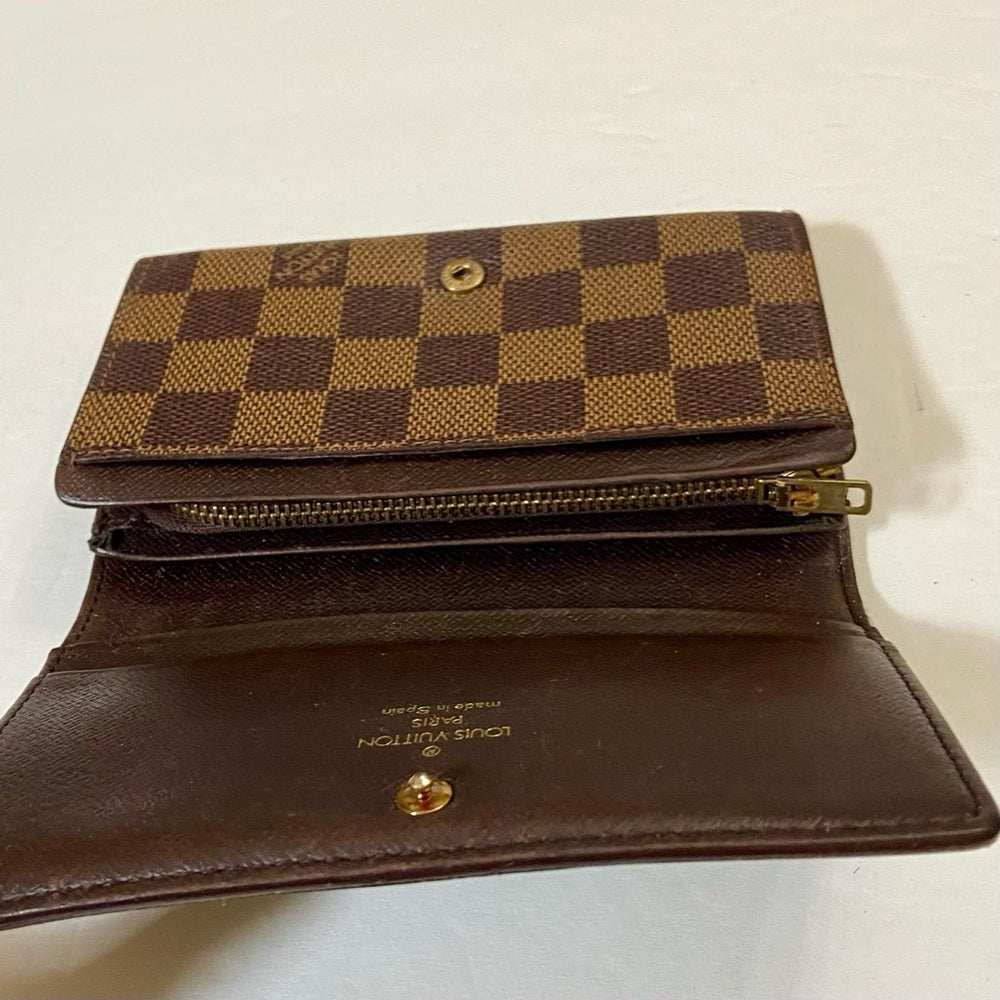 Louis Vuitton, Damier Ebene Tresor Bi-Fold Zip Wallet 5.5in x 4in (MI091…