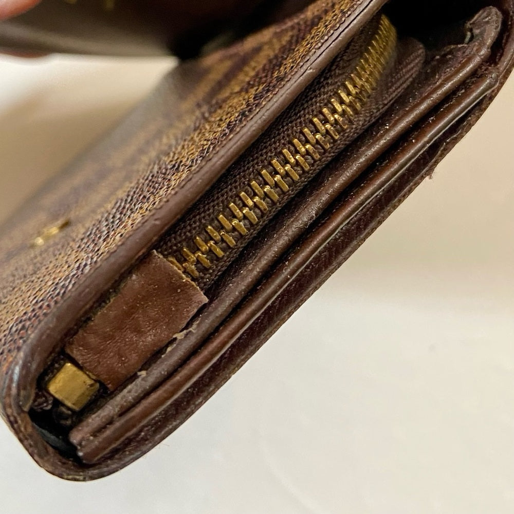 Louis Vuitton, Damier Ebene Tresor Bi-Fold Zip Wallet 5.5in x 4in (MI091…