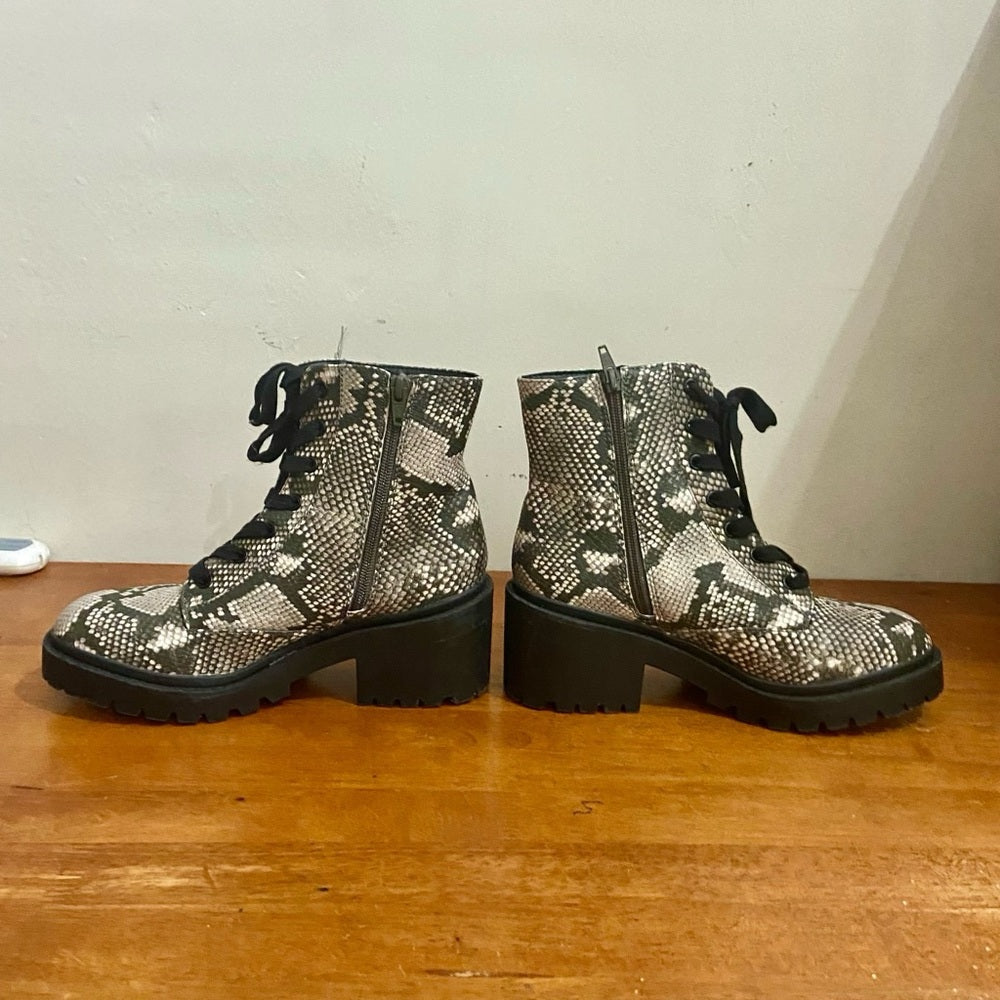 Faux Leather Snakeskin Zip Boots Gray and Black Size 8.5