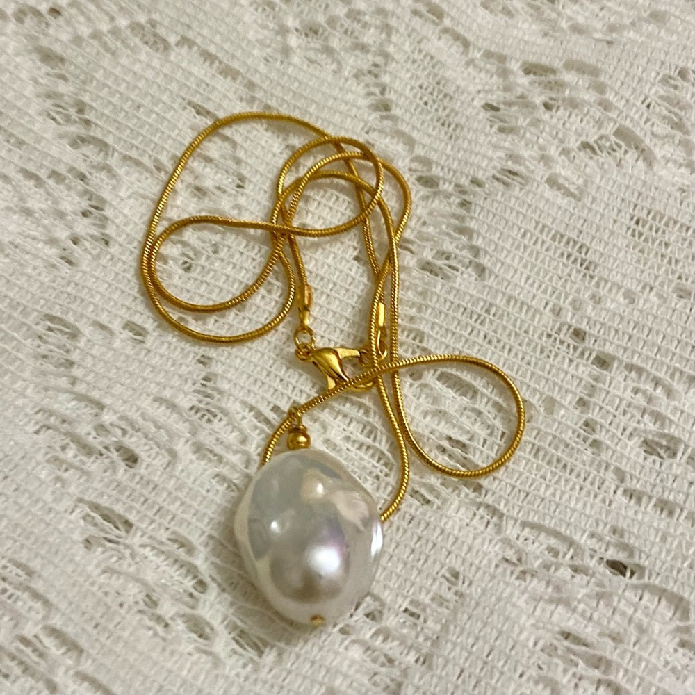 Stunning Genuine Baroque Pearl Pendant w/ 18in Gold Plated Snake Chain Necklace