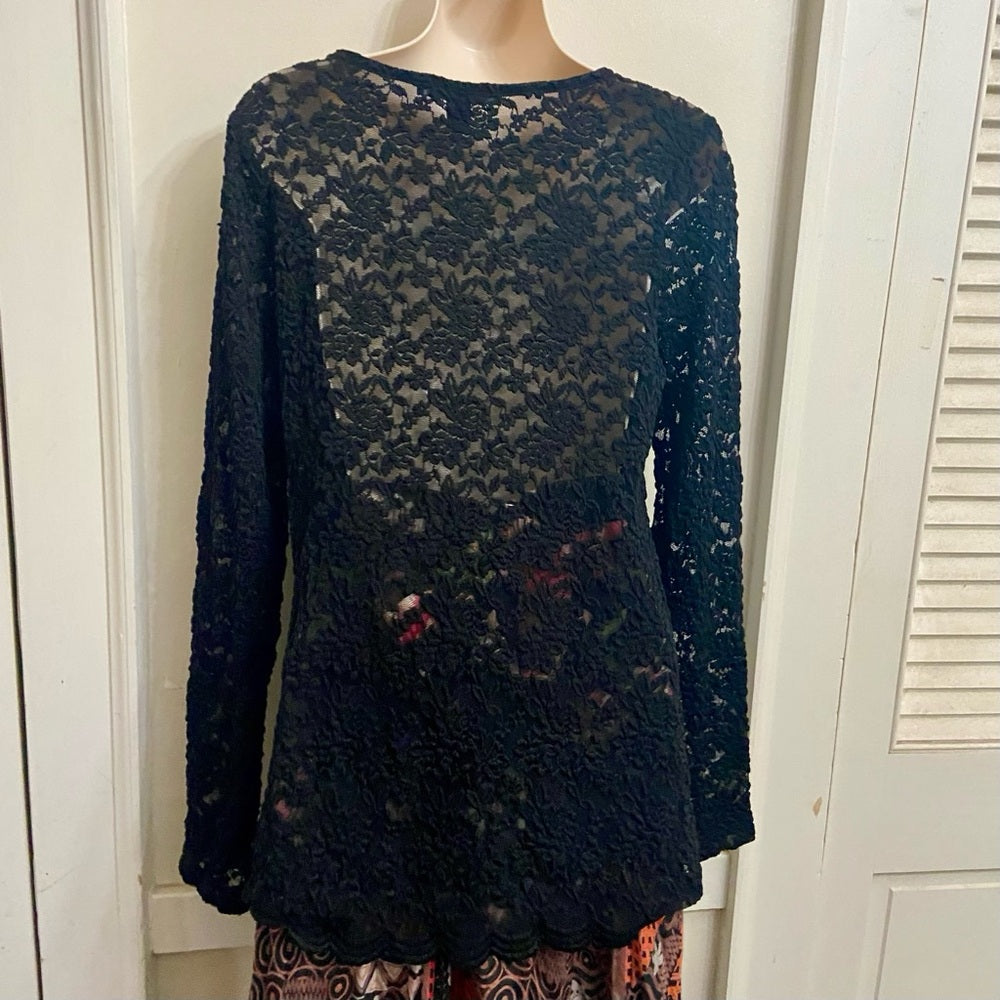 Forever 21 Stretchable Black Lace Long Sleeves Pullover (M-L)