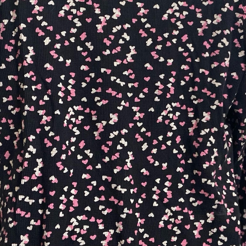 Victoria Secret, Black and Pink Hearts, VNecK Long Sleeves T Shirt-Blouse (M)
