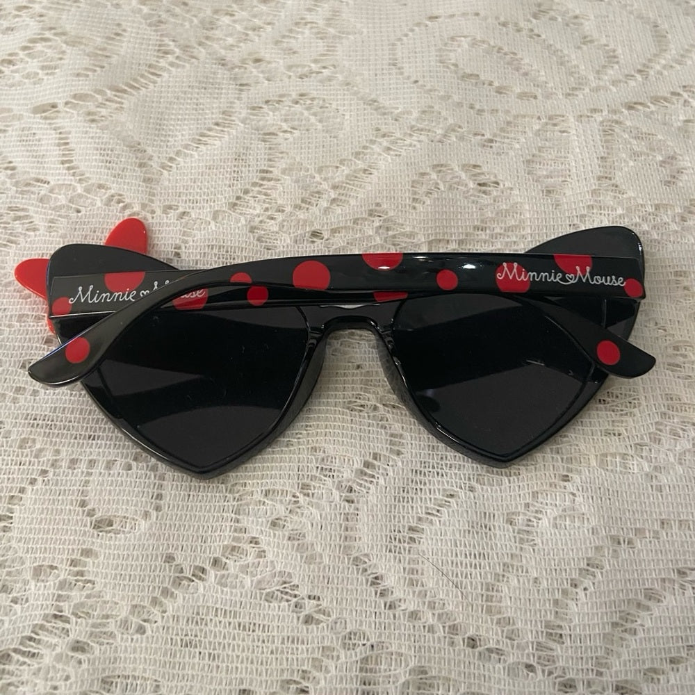 Disney Minnie Mouse Adult ArkAid Heart Shape Black Sunglasses With Case