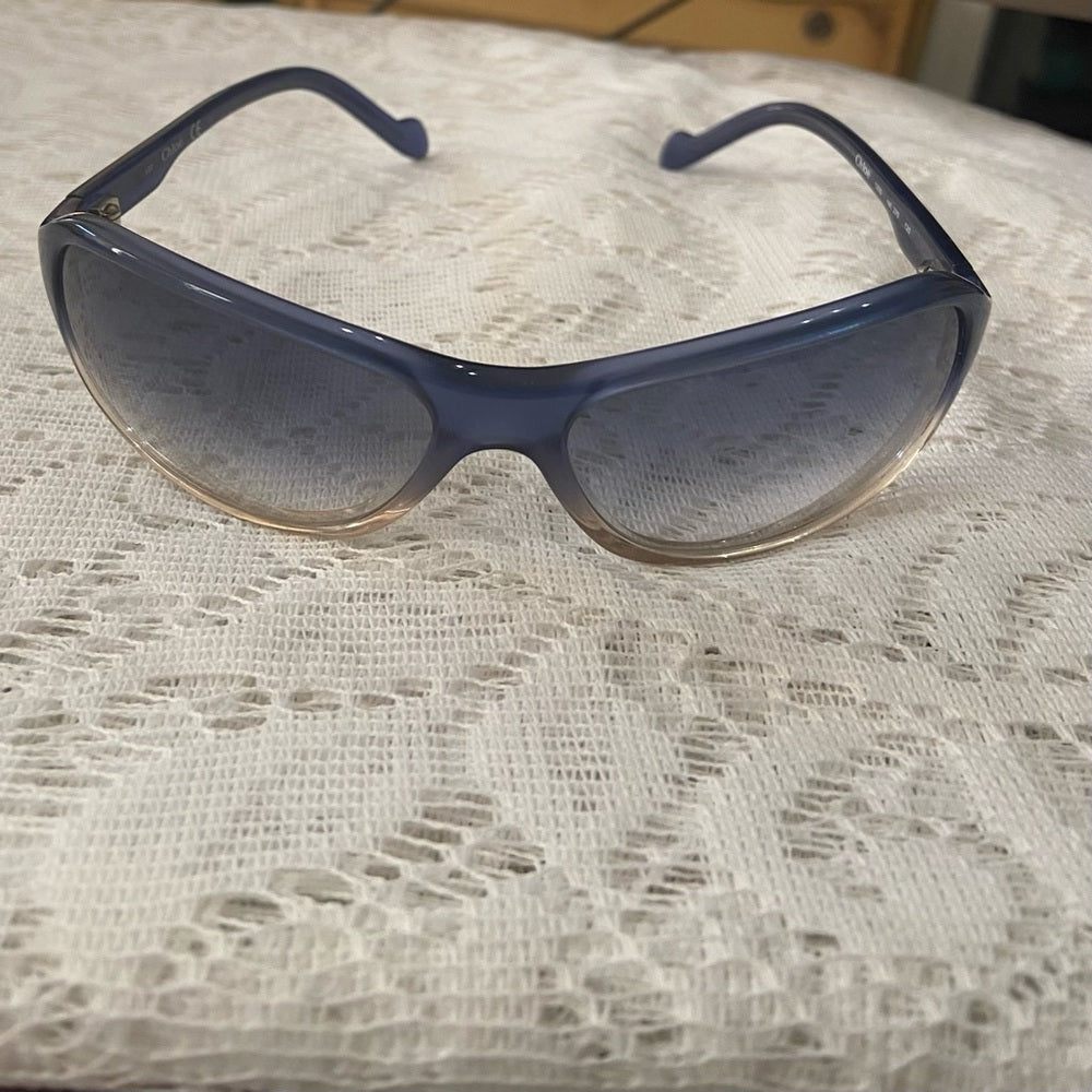 Chloe 120 Gradient Blue-Gray Sunglasses with Black Case