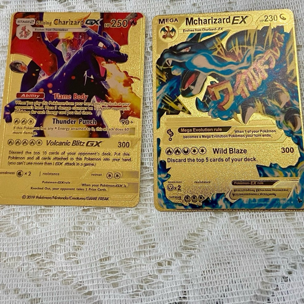 Lot AA 12pc Lot : 2 Gold Fan Arts Cards, 5 Pokemon Cards and 5 Pokémon Figures