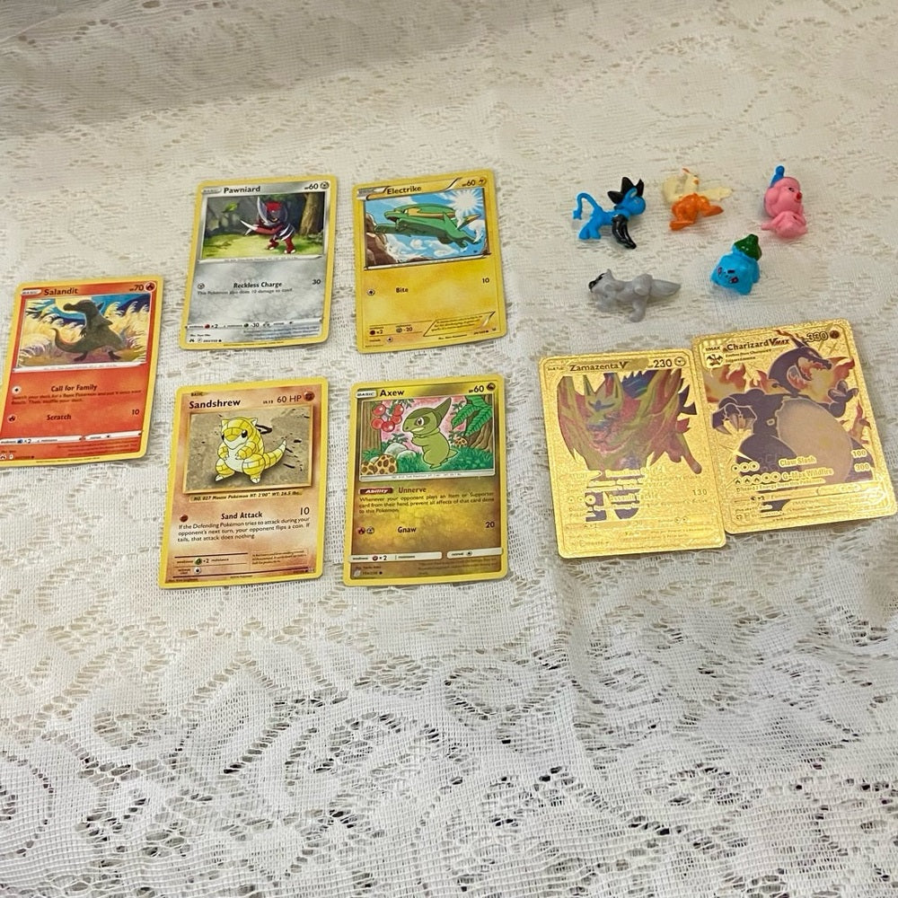 Lot CC 12pc Lot : 2 Gold Fan Arts Cards, 5 Pokemon Cards and 5 Pokémon F…