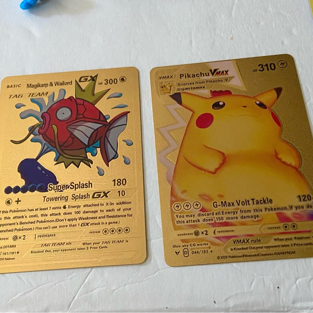 Lot GG: 12pc Lot : 2 Gold Fan Arts Cards, 5 Pokemon Cards and 5 Pokémon…
