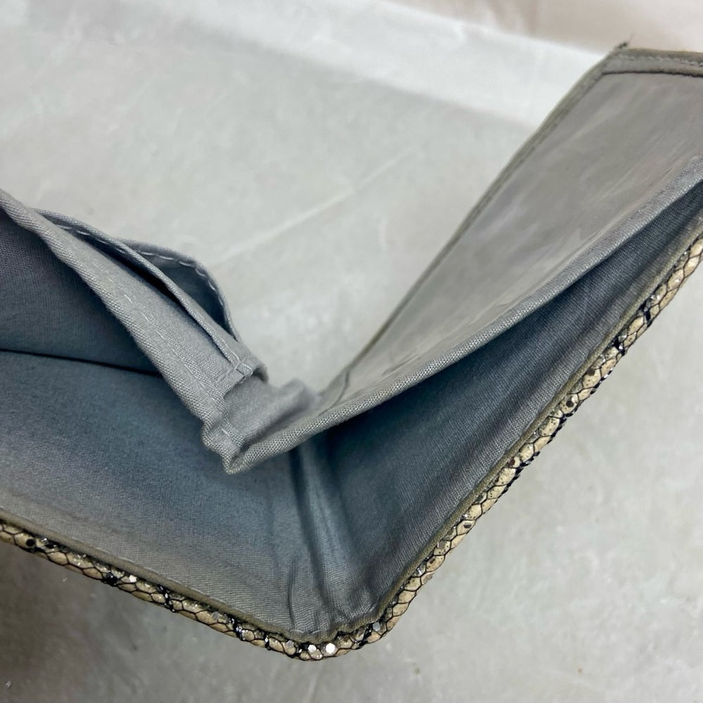 Vintage, Nolie Gray Lace Compact Wallet 4in x 3in