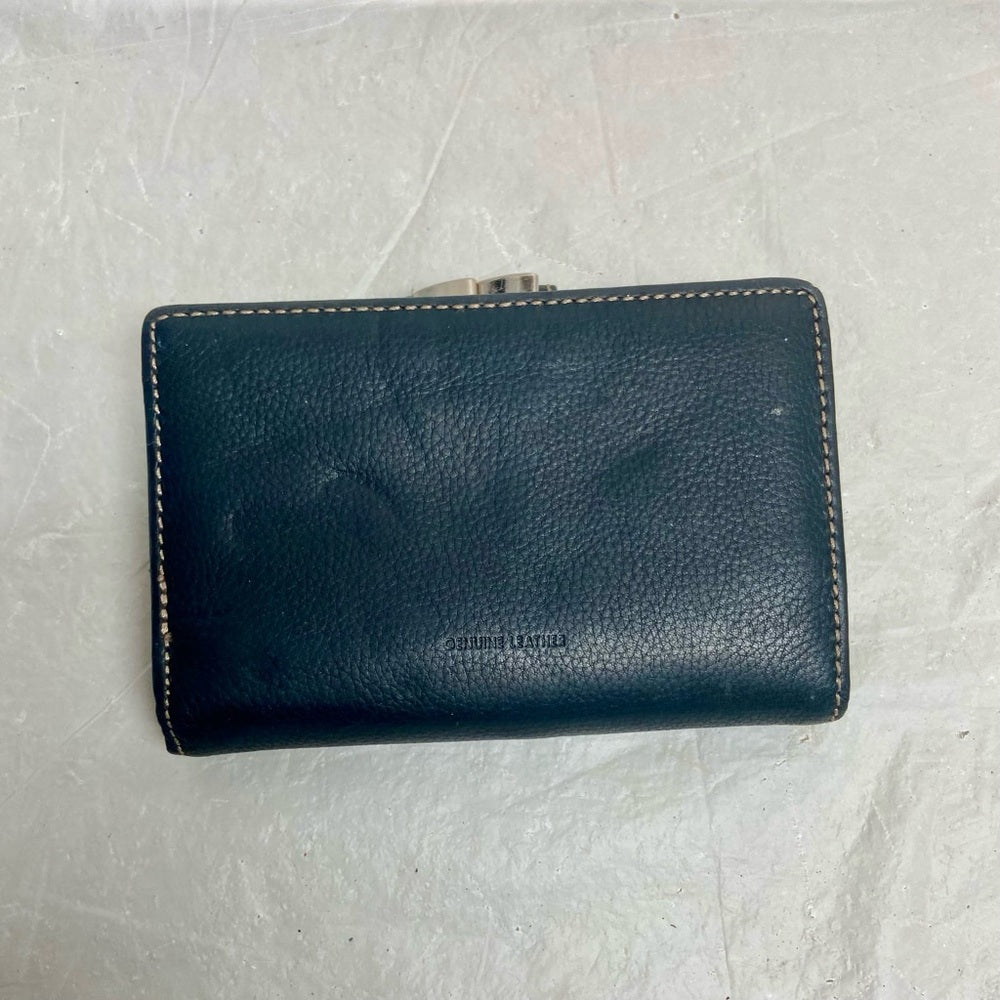 Vintage, Black Leather, Compact, Kisslock Coin Wallet 5.5in x 3.5in